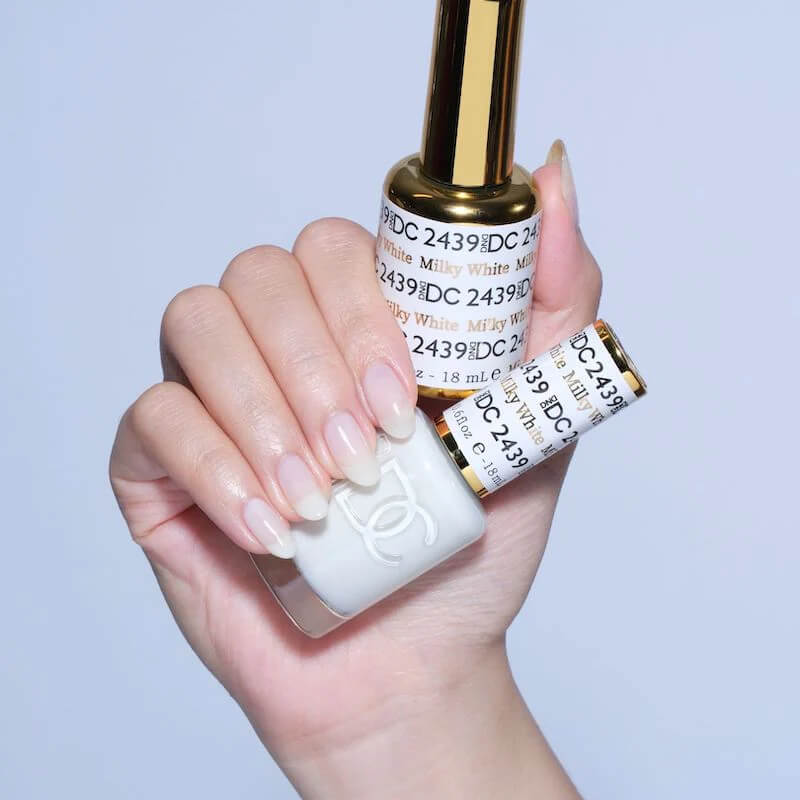 DND DC - Gel Polish & Matching Nail Lacquer Set - #2439 Milky White