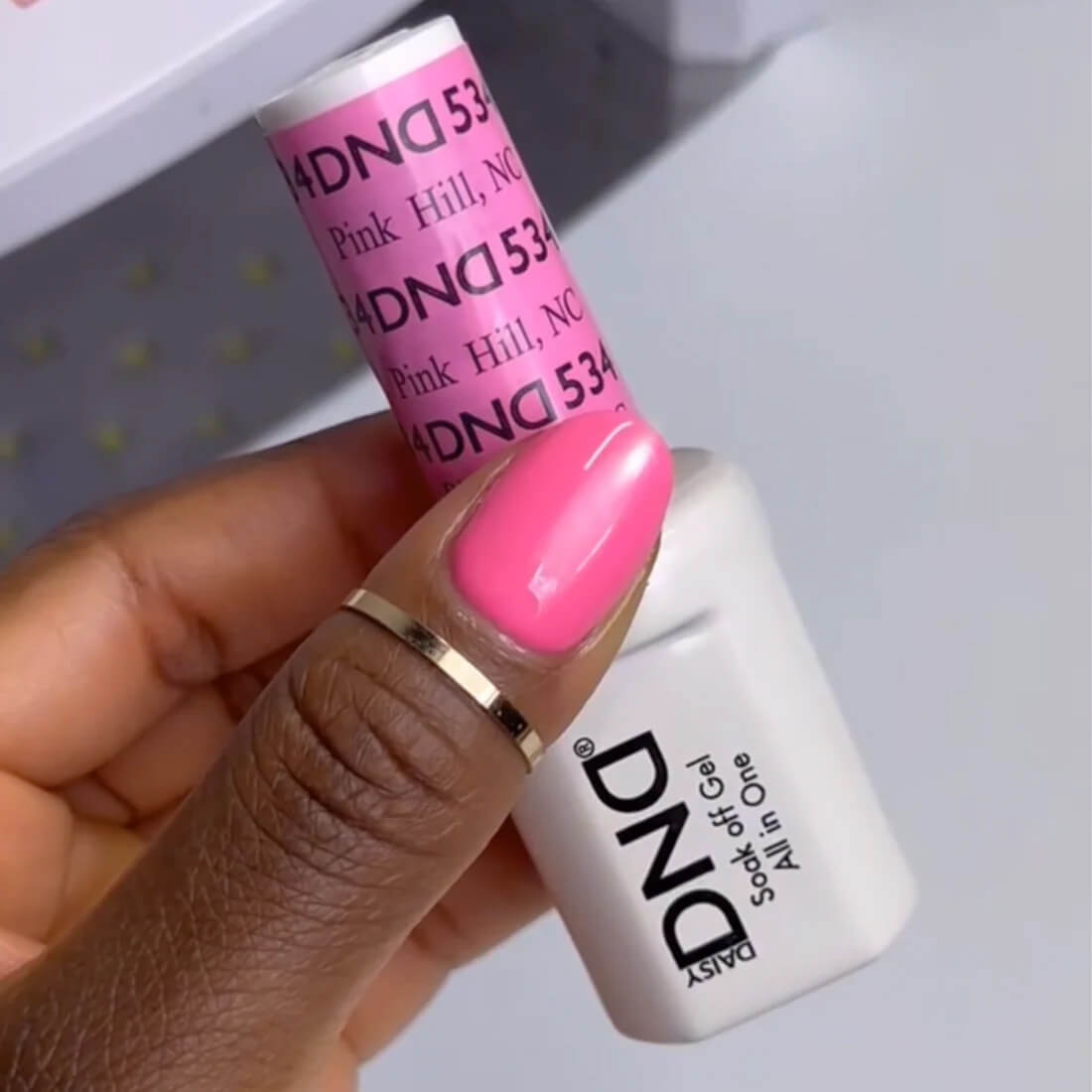 DND Gel Polish ONLY - #534 Pink Hill