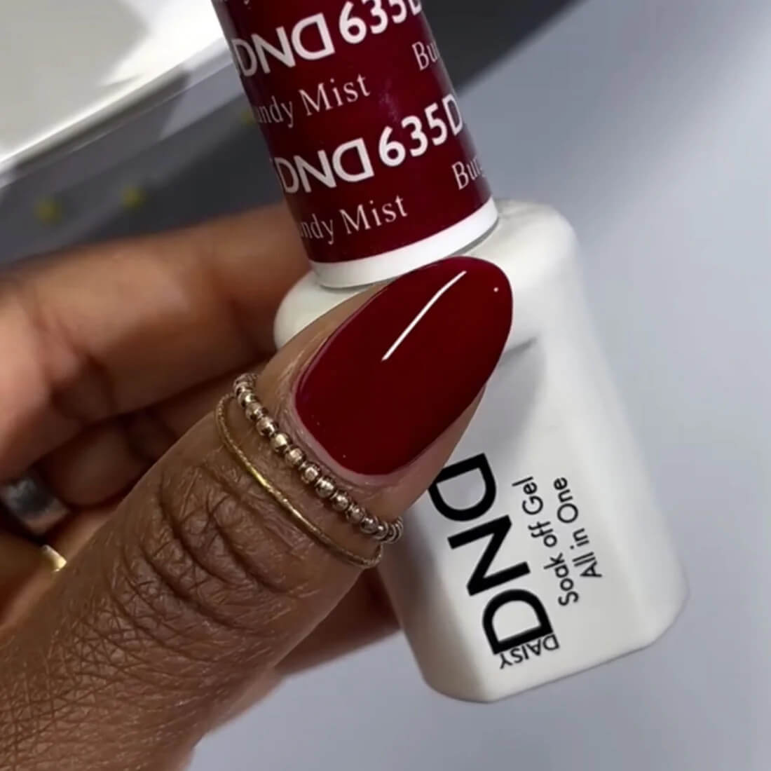 DND Gel Polish ONLY - #635 Burgundy Mist