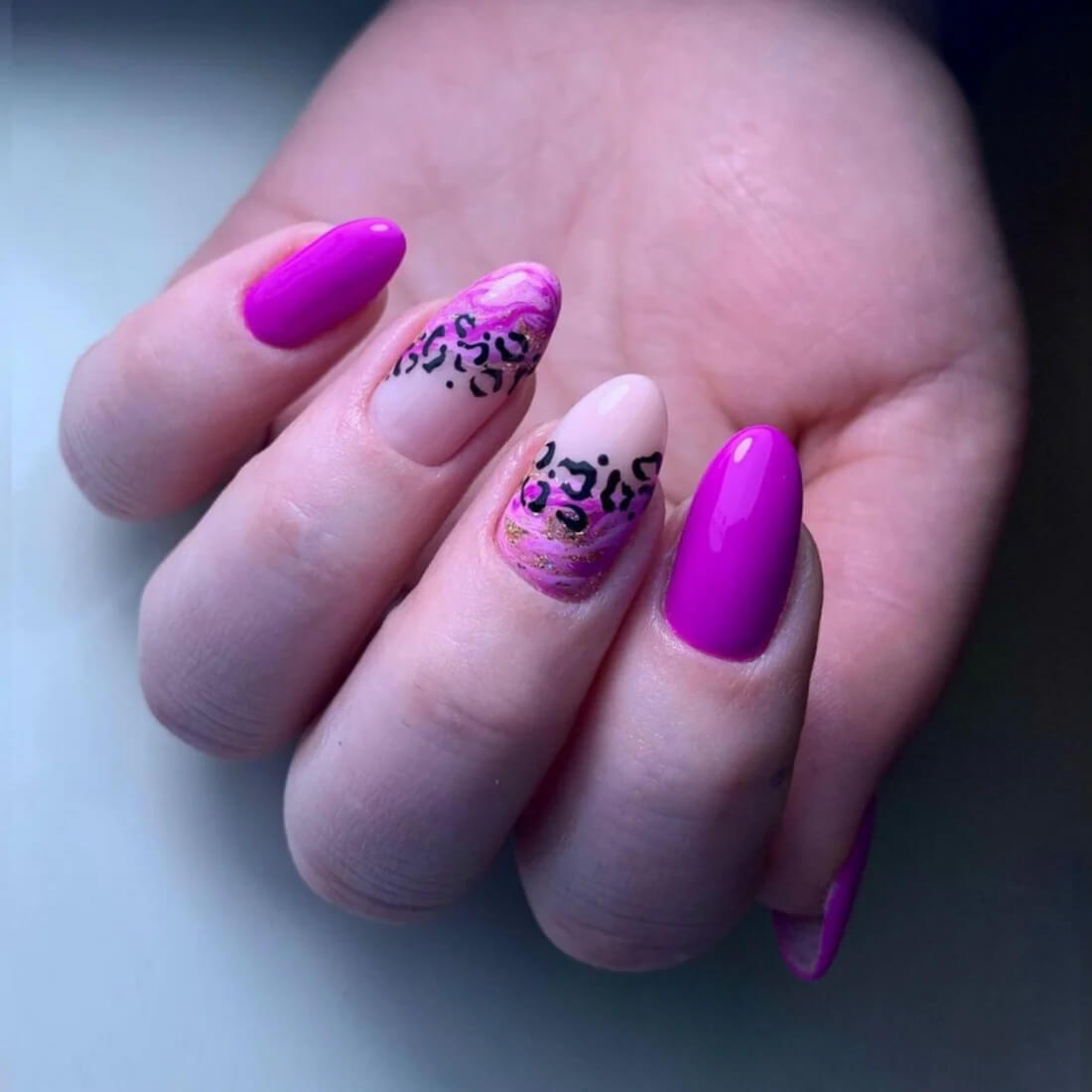 DND Gel Polish ONLY - #660 Indigo Glow