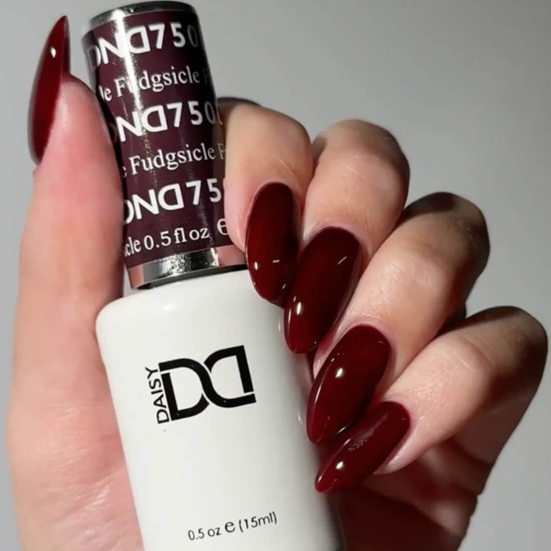 DND Gel Polish ONLY - #750 Fudgsicle