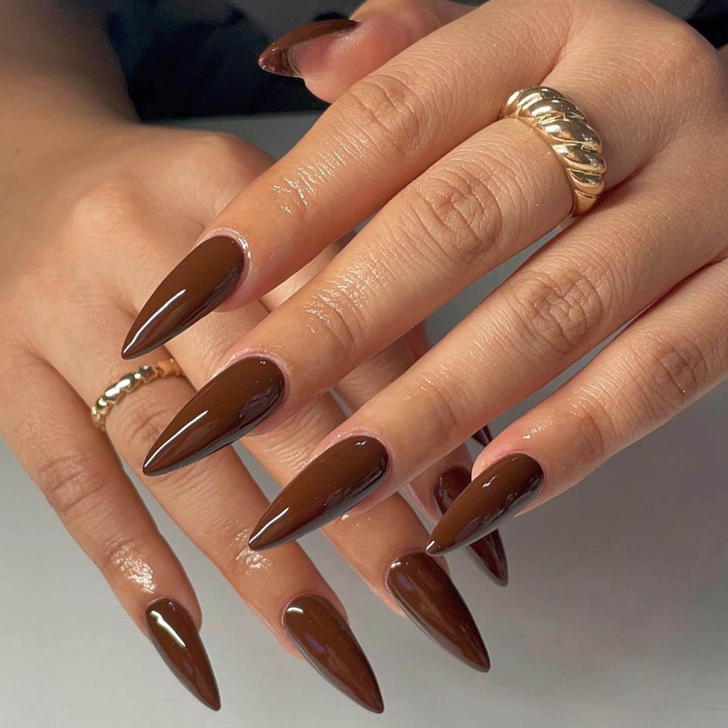 Warm Walnut Brown Nails That Wow
