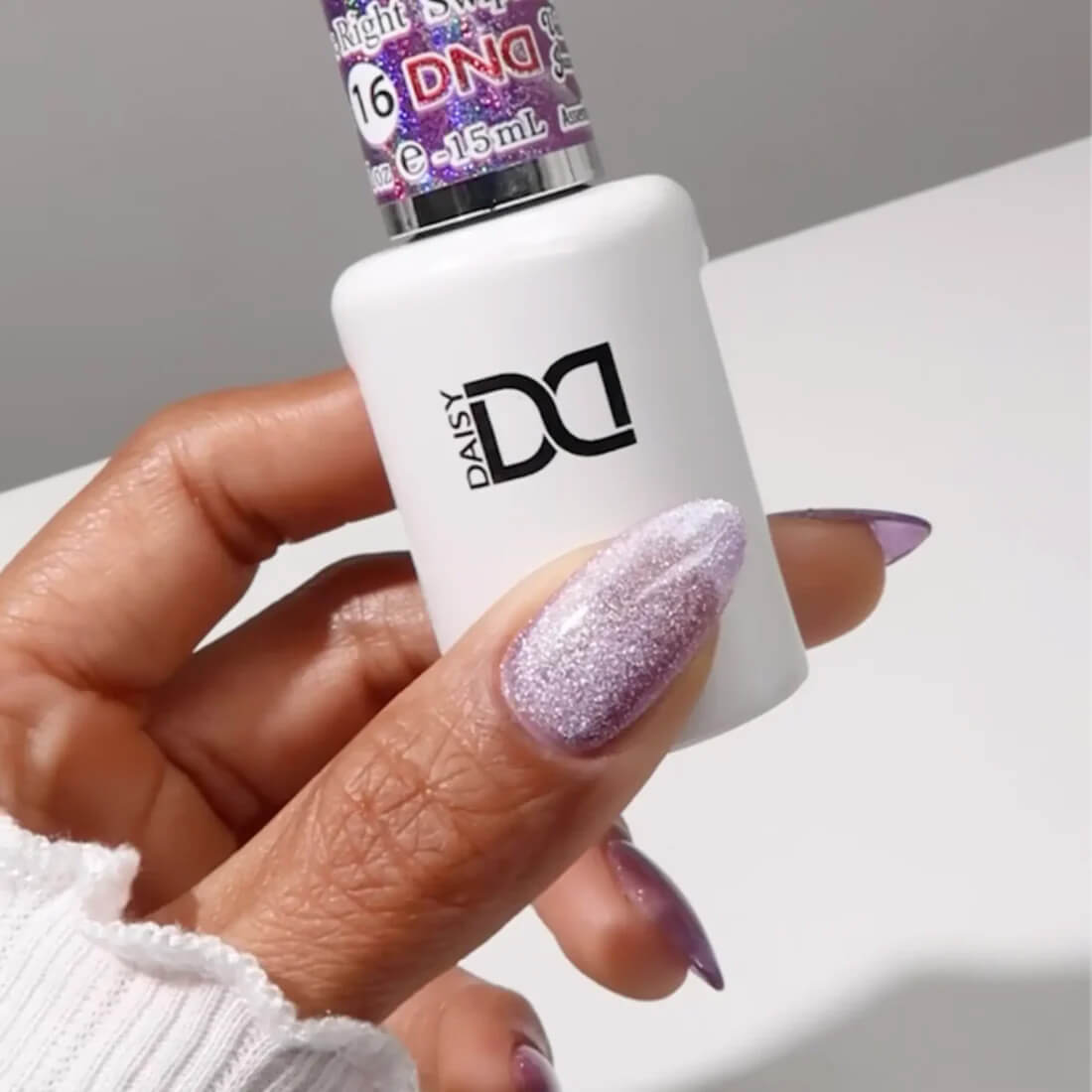 DND Gel Polish 9D Cat Eye Velvet Jungle - #16 Swipe Right