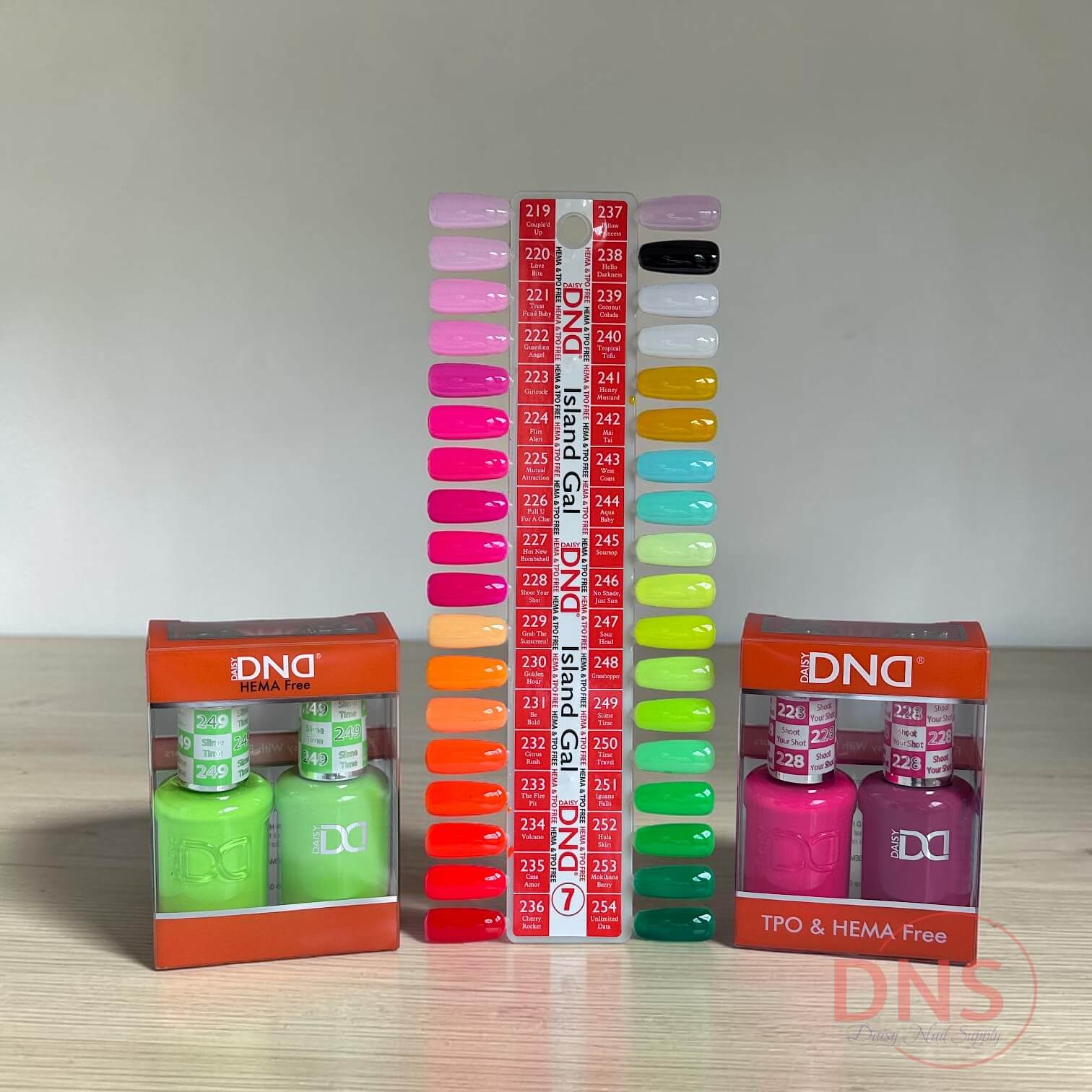 DND DUO Gel & Matching Nail Lacquer HEMA Free (36 Colors #219-->#254)