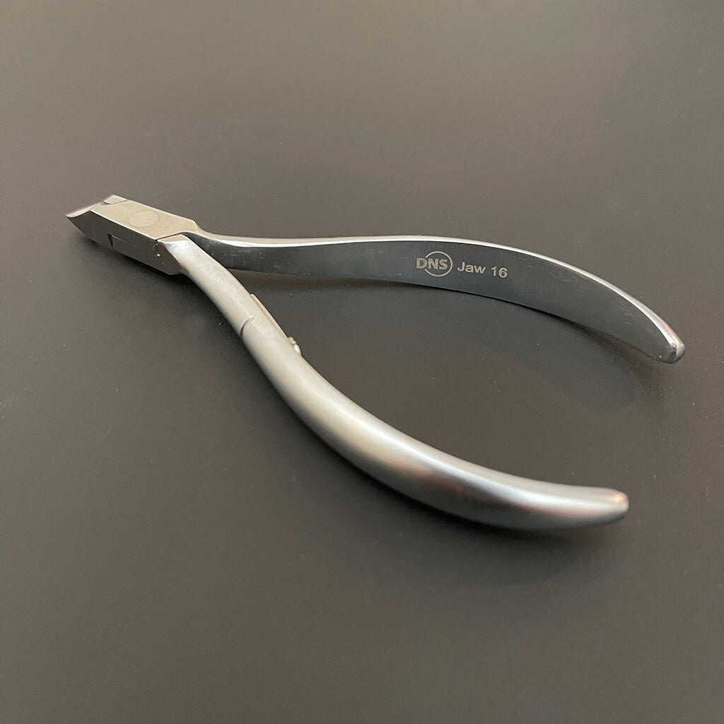 DNS Cuticle Nipper Square Head V04 Full Jaw #16 (Pack of 5)