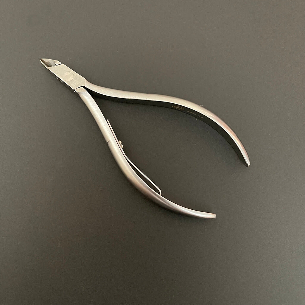 DNS Cuticle Nipper Square Head V04 Full Jaw #16 (Pack of 5)