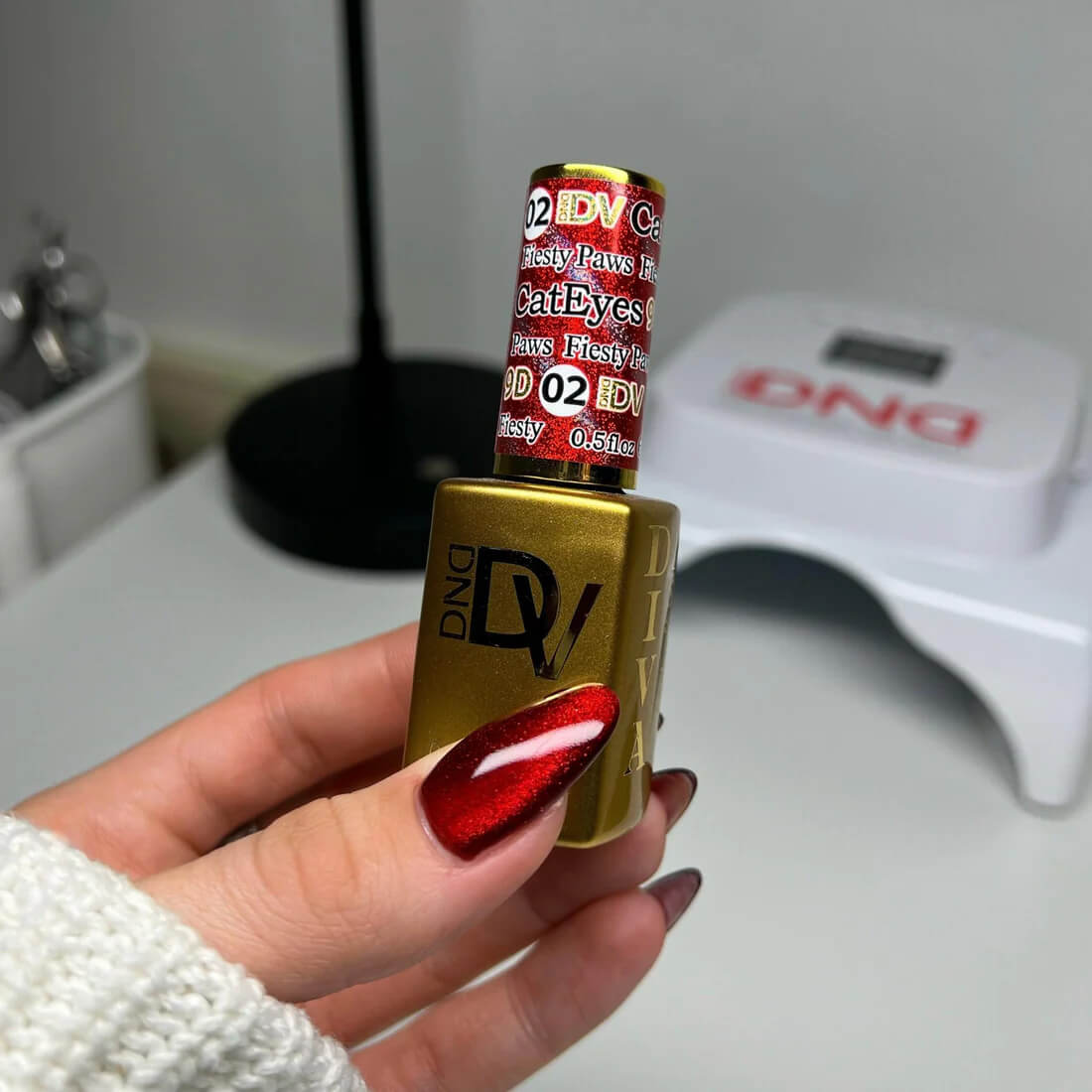 Diva Gel Polish 9D Cat Eye - #02 Fiesty Paws