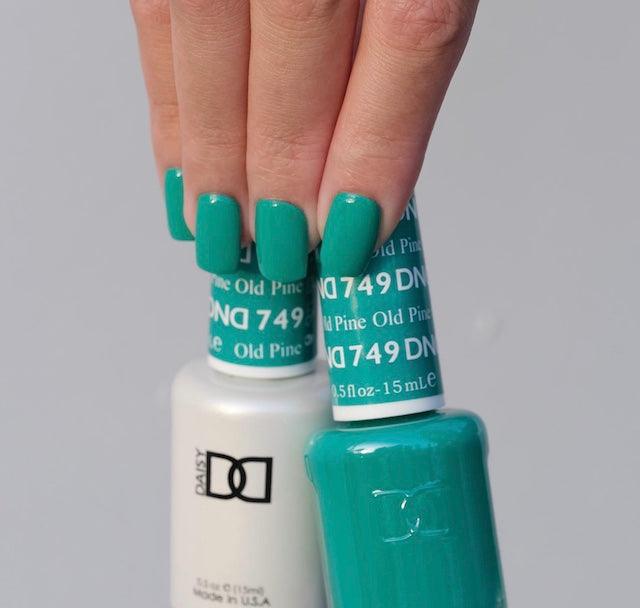 DND Duo Gel Polish & Matching Nail Lacquer #749 Old Pine