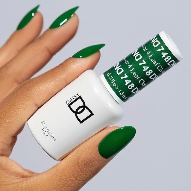 DND Duo Gel Polish & Matching Nail Lacquer #748 Leaf Clover